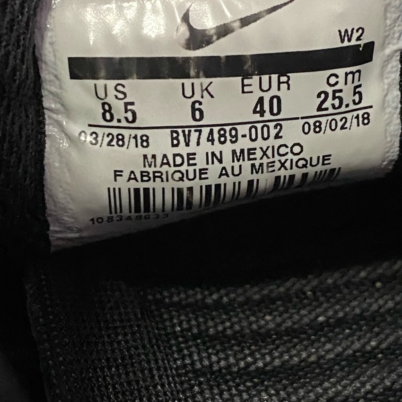 Women's Nike Triple Black Shoes - Picture 6 of 11